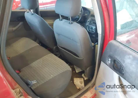 2007 Ford Focus S/Se/Ses z USA, uszkodzony, nr VIN 1FAHP34N97W163653